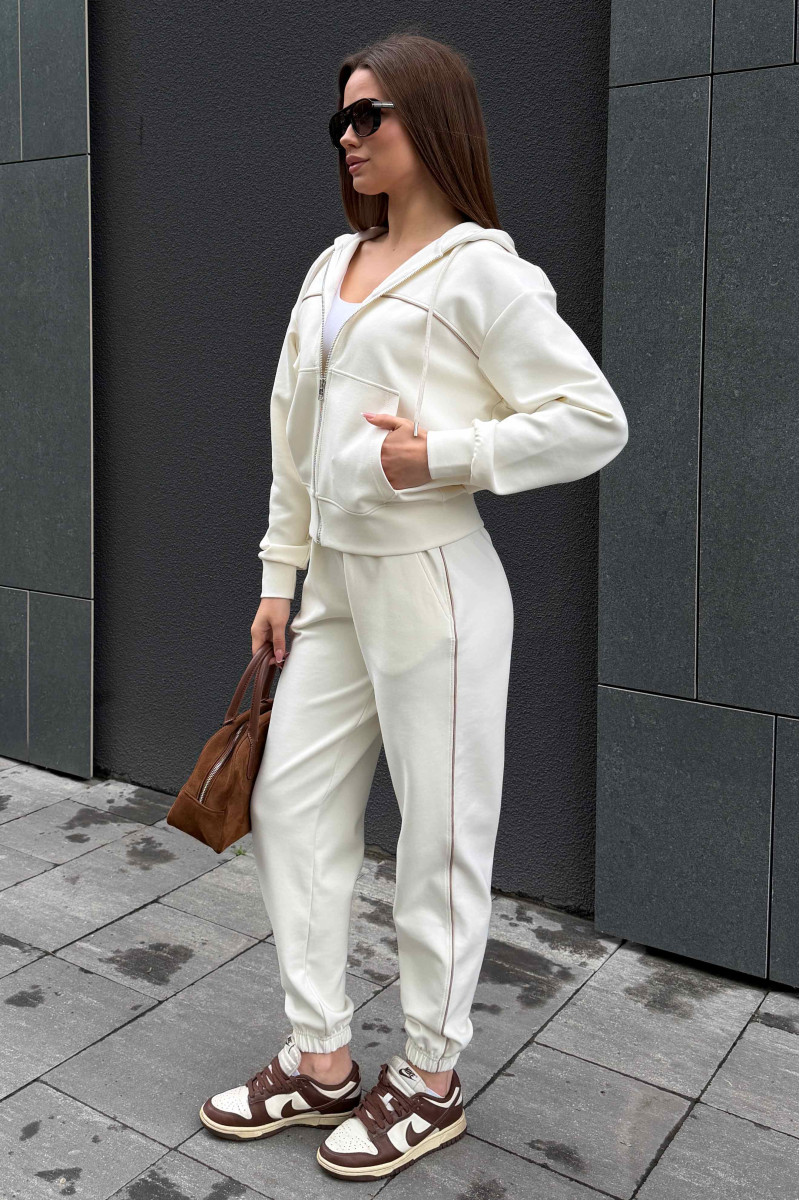 Костюм жіночий LIFESTYLE IVORY